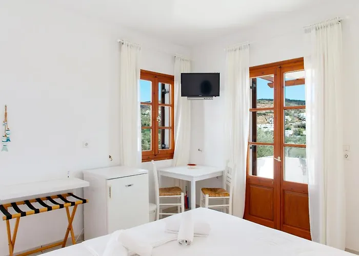 Blue Fish Platis Gialos (Sifnos)