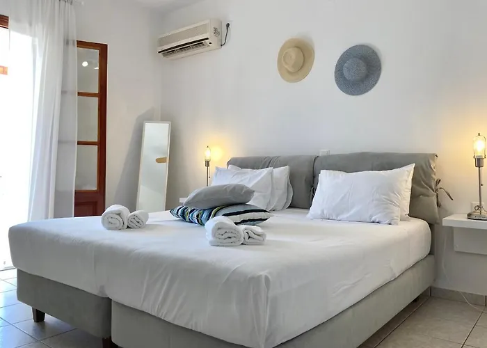 Blue Fish Platis Gialos (Sifnos)